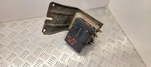 Volvo V70 ABS Pump 8671224 10092504033 P08671225