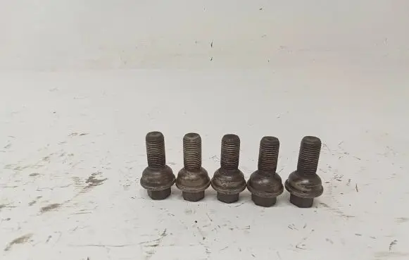 Mercedes-Benz Vito Viano W447 Nuts/bolts 