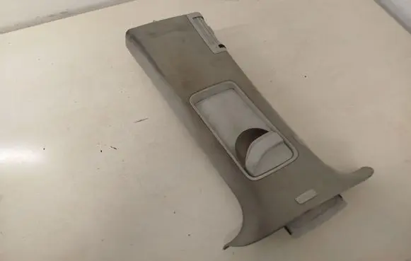 (B) pillar trim (top)