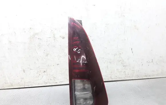 Renault Espace - Grand espace IV Rear/tail lights 8200394724