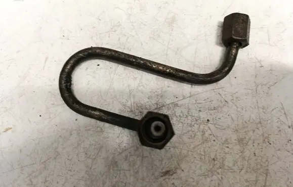 Citroen C5 Fuel line pipe 