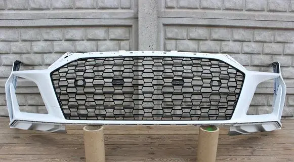 Audi R8 4S Front bumper 4S0807437D 4S0807437E