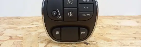 Fog light switch