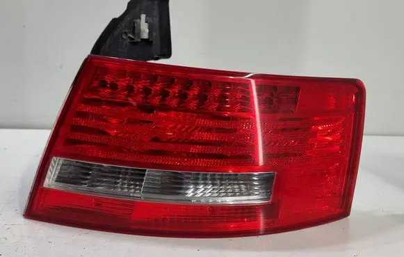 Audi A6 S6 C6 4F Rear/tail lights 4F5945096F 738014 A001762