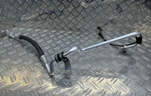 Renault Zoe Air conditioning (A/C) pipe/hose 924402730R