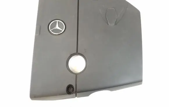 Mercedes-Benz SLK R172 Engine cover (trim) A6510101667