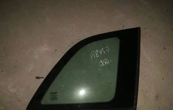 Fiat Croma Rear side window
