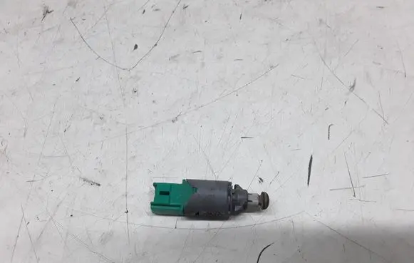 Clutch pedal sensor