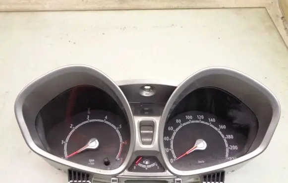 Ford Fiesta Speedometer (instrument cluster)