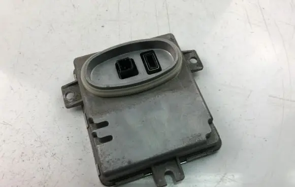 BMW 3 E90 E91 Xenon control unit/module 6948180