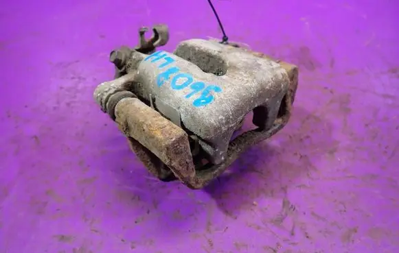 Opel Astra H Rear brake caliper