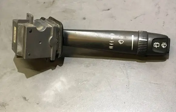 Volvo V70 Wiper control stalk 8191545 03W14A