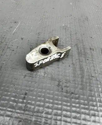 KIA Sportage Fuel Injector clamp holder