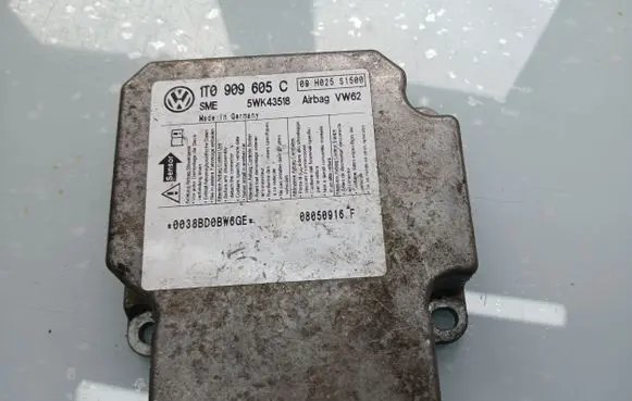 Volkswagen Touran I Airbag control unit/module 1T0909605C 5WK43518 09H025S1500