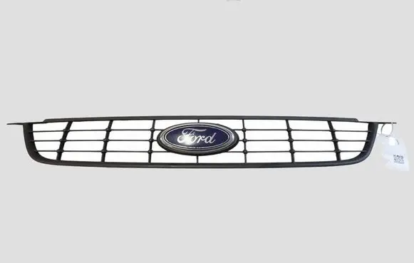 Ford Focus Front bumper upper radiator grill 8M518200AE