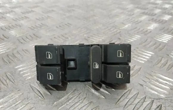 Volkswagen PASSAT B6 Electric window control switch 1K4959857