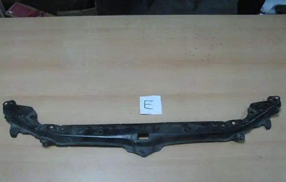 BMW 5 E60 E61 Top upper radiator support slam panel 7163462