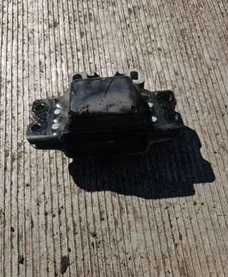 Volkswagen Golf V Engine mount bracket 1K0199555 VWAG