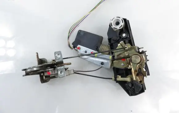 Mercedes-Benz Vito Viano W638 Tailgate/trunk/boot lock/catch/latch 6387430488