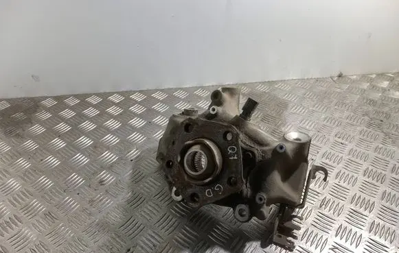 Audi Q7 4M Rear wheel hub 4M0505432P