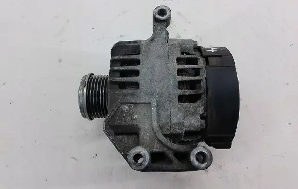 Opel Corsa D Generator/alternator 13222935