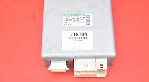 Toyota Avensis Verso Engine control unit/module ECU 89650-05080