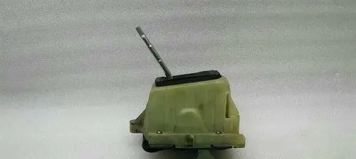 Mercedes-Benz C W204 Gear shifter/selector A2042677524