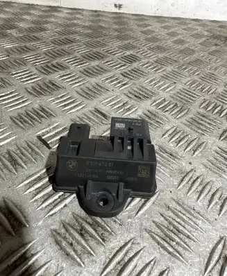 BMW X3 F25 Glow plug pre-heat relay 8519472