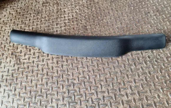 Mini One - Cooper F56 F55 Tailgate trim 7318935