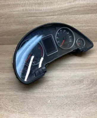 Audi A4 S4 B7 8E 8H Speedometer (instrument cluster) 8E0920951L 0263626410 MPH