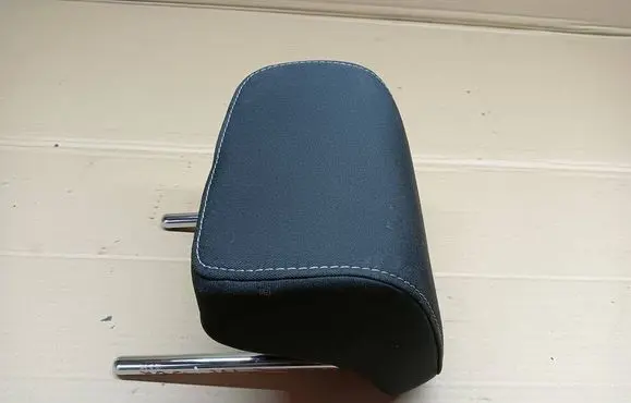 Skoda Octavia Mk4 Rear seat headrest