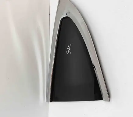 Tesla Model X Rear side window 103490680F