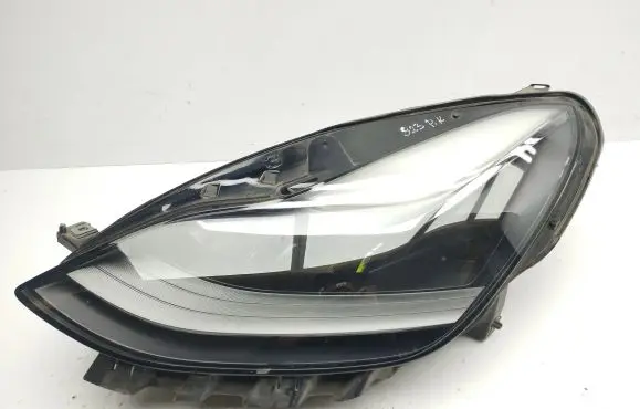 Tesla Model 3 Headlight/headlamp 151495200D