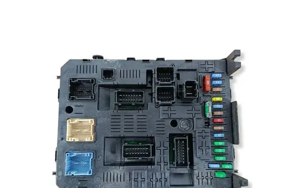 Citroen Berlingo Comfort/convenience module 966405878002 281208364