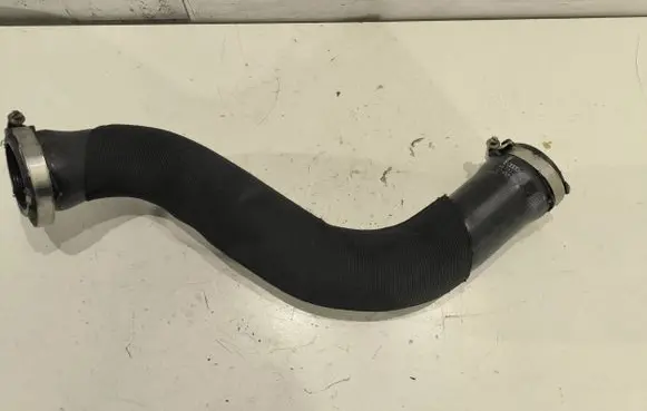 Audi A6 S6 C6 4F Intercooler hose/pipe 4F0145737