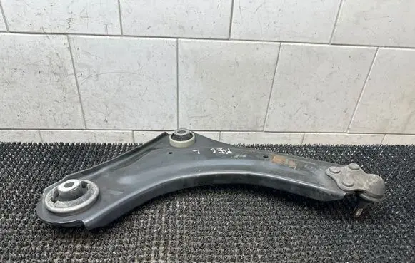 Front lower control arm/wishbone