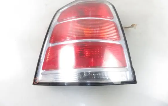 Opel Zafira B Rear/tail lights 24451841