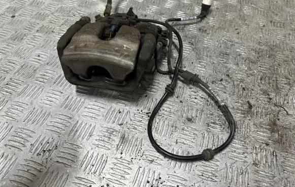 Mercedes-Benz E W213 Rear brake caliper