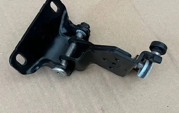 Volkswagen Caddy Loading door lower hinge 2K7843303A