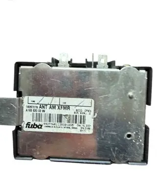 Mercedes-Benz ML W163 Aerial antenna amplifier 1638200289 A1638200289