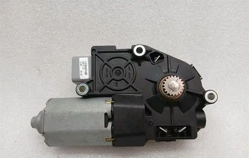 McLaren 765LT Spider Front door window regulator motor 1723081B