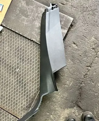 Peugeot 508 II Front sill trim cover 9813421077