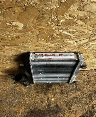 Toyota Land Cruiser (J120) Intercooler radiator