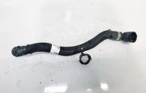 Land Rover Range Rover Evoque L551 Engine coolant pipe/hose L8D28D238AC L8D2-8D238-AC