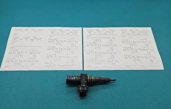 Fuel injector