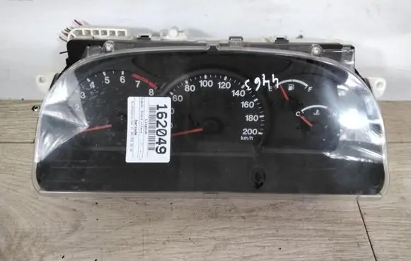 Suzuki Grand Vitara I Speedometer (instrument cluster) 157390-1353
