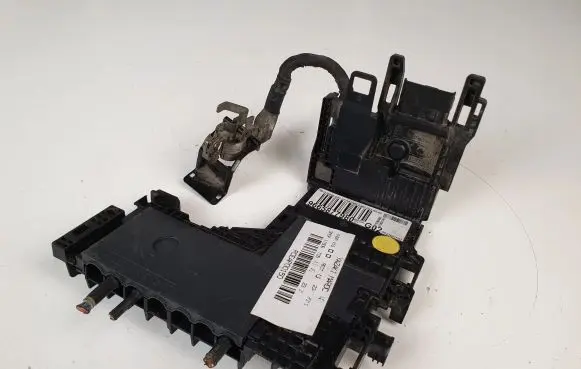 Peugeot 508 Fuse module 9665877980