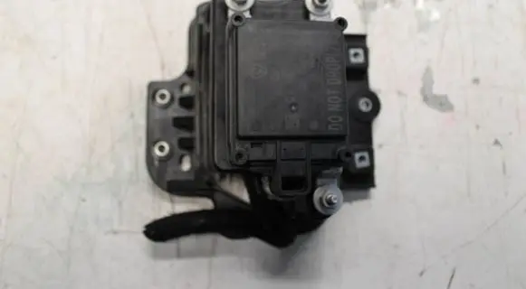 Renault Megane IV Distronic sensor radar 259976538R 284476770R