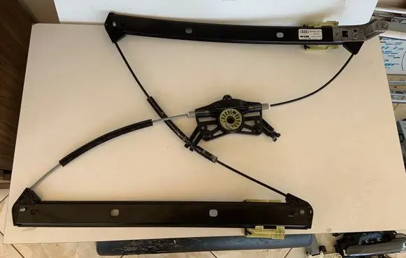 Audi Q5 SQ5 Front window lifting mechanism without motor 80A837461A