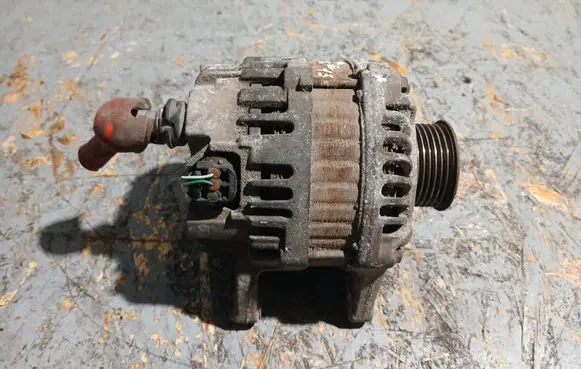 Nissan Tiida C11 Generator/alternator 23100EM01A